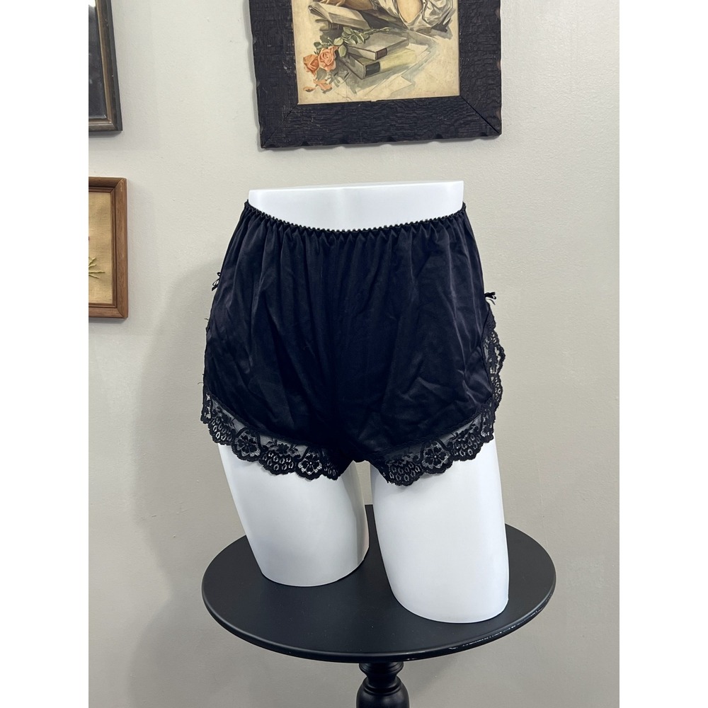Vintage St Michael Black High-Waisted Lace Trim Tap Pants Shorts Size 10-12